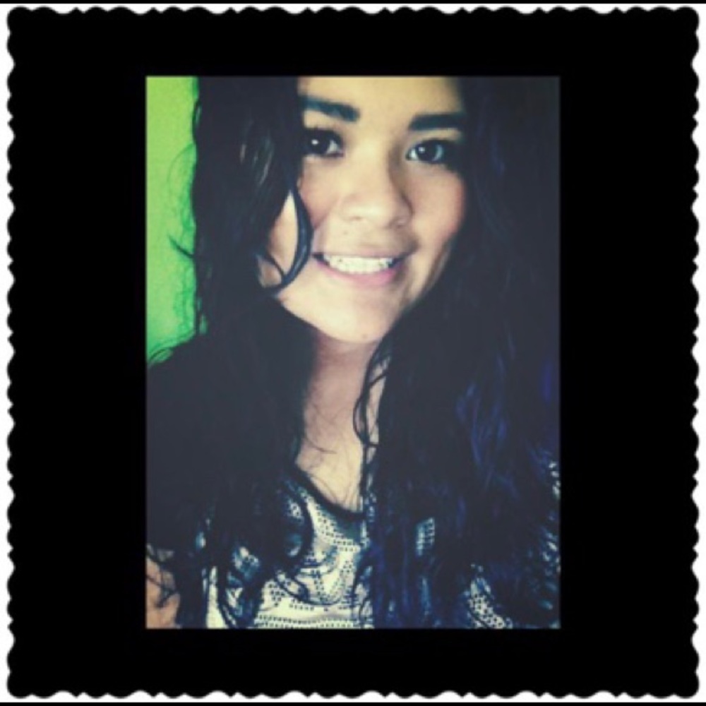 Meet your Posher, Lorena